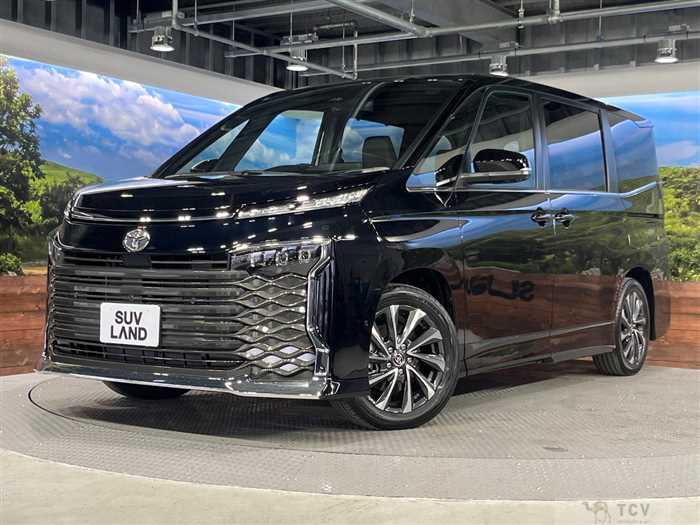 2025 Toyota Voxy