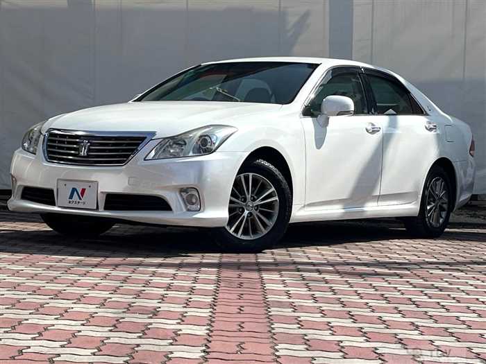 2011 Toyota Crown