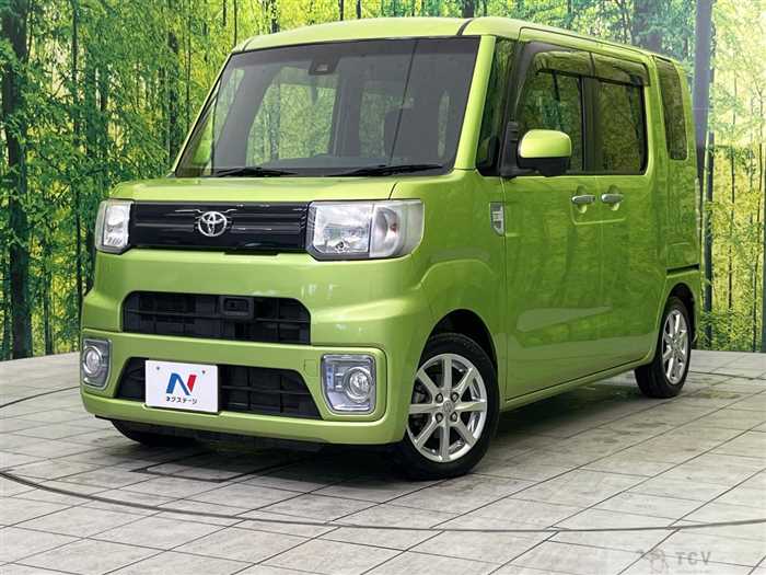 2017 Toyota PIXIS MEGA