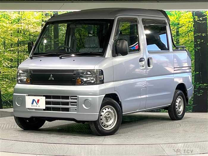 2008 Mitsubishi Minicab Van