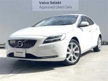 2017 Volvo V40
