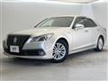 2013 Toyota Crown Hybrid
