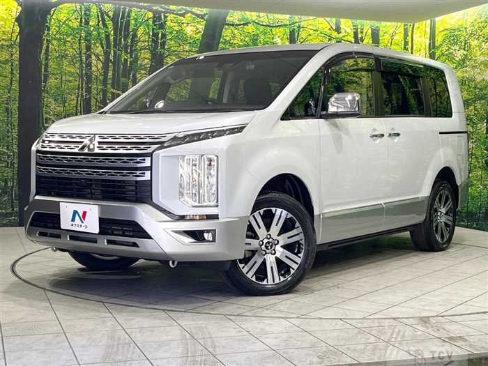 2024 Mitsubishi Delica D5
