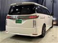 2016 Nissan Elgrand