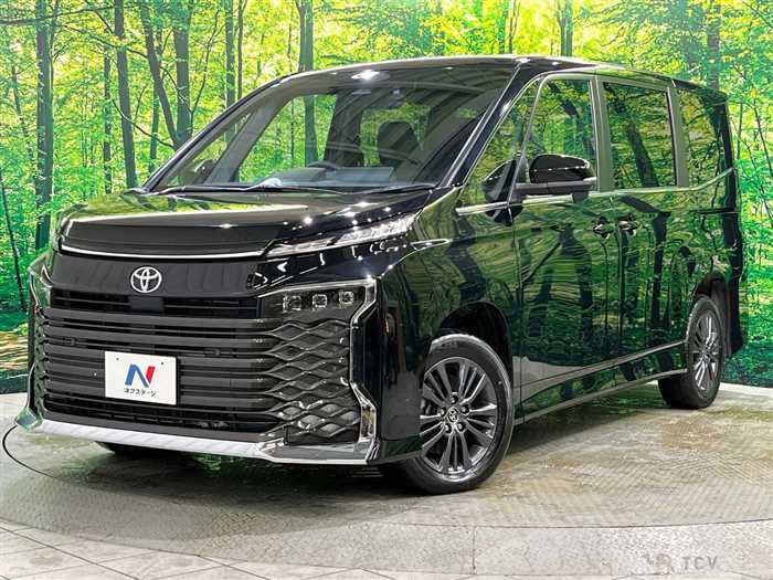2025 Toyota Voxy