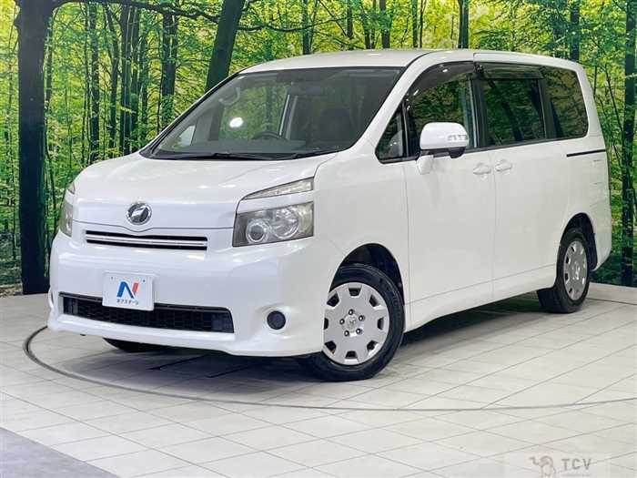 2009 Toyota Voxy