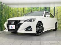 2016 Toyota Crown Hybrid