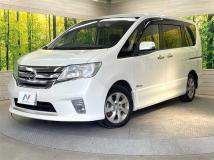 2013 Nissan Serena