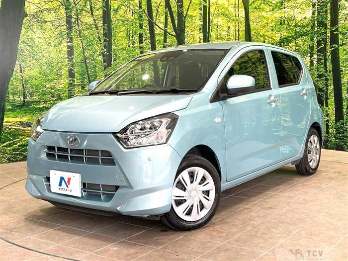 2018 Daihatsu Mira Es