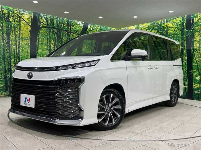 2025 Toyota Voxy