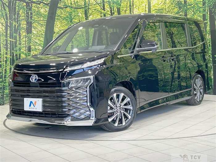 2022 Toyota Voxy