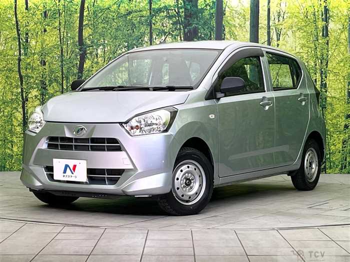 2017 Daihatsu Mira Es
