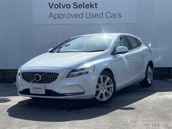 2017 Volvo V40