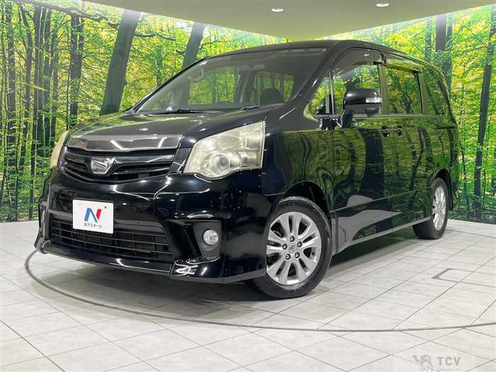 2012 Toyota Noah