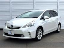 2013 Toyota PRIUS α