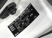 2013 Toyota PRIUS α