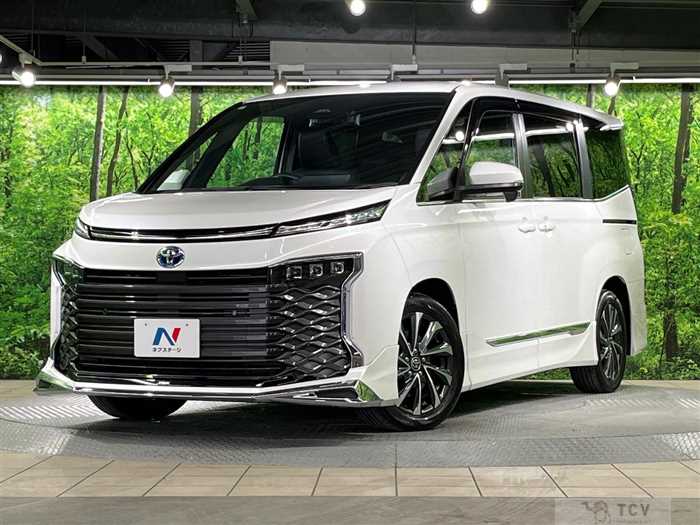 2022 Toyota Voxy