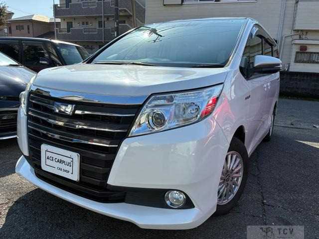 2015 Toyota Noah