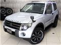 2012 Mitsubishi Pajero