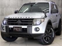 2012 Mitsubishi Pajero