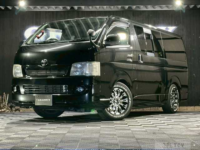 2009 Toyota Hiace Van