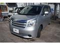 2010 Toyota Noah