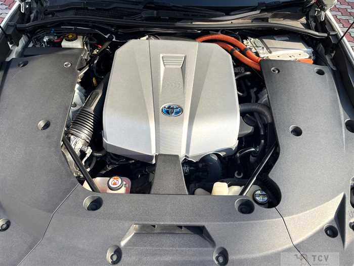 2018 Toyota Crown Hybrid