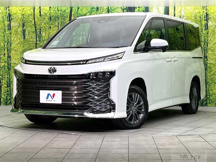 2025 Toyota Voxy