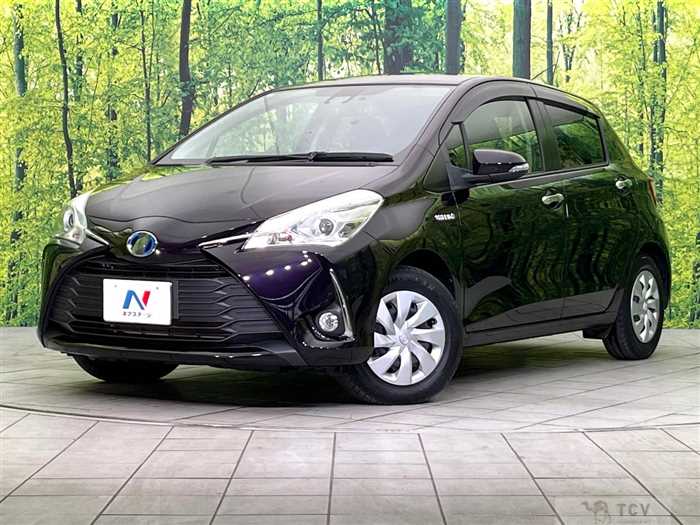 2017 Toyota Vitz