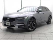 2021 Volvo V90