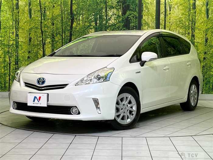 2013 Toyota PRIUS α