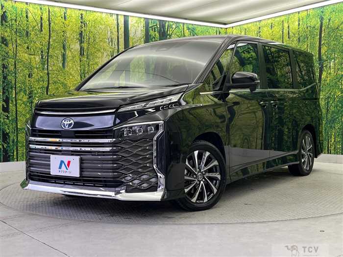 2022 Toyota Voxy