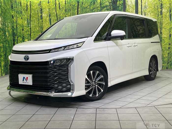 2022 Toyota Voxy