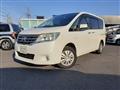 2013 Nissan Serena