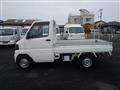2011 Nissan Clipper Truck