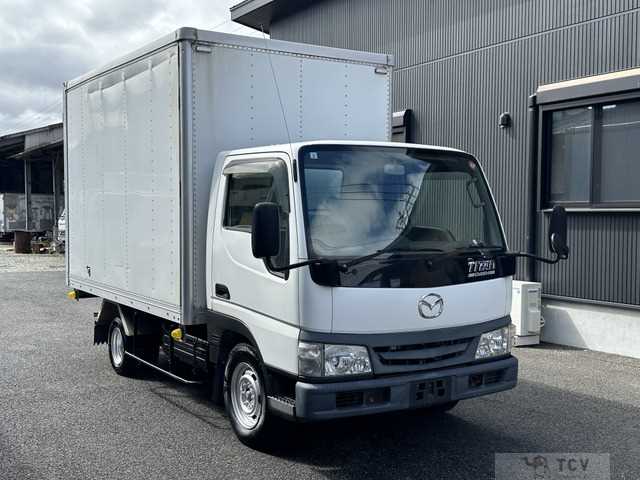 2007 Mazda Titan Dash