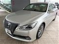2013 Toyota Crown Hybrid