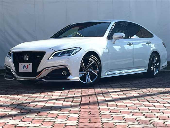 2018 Toyota Crown Hybrid