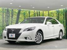 2014 Toyota Crown