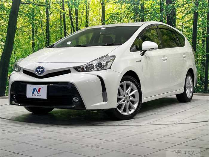 2016 Toyota PRIUS α