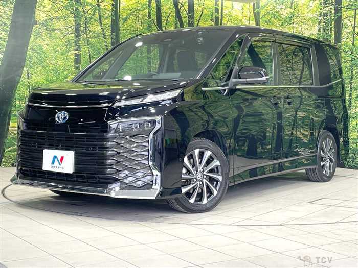 2023 Toyota Voxy