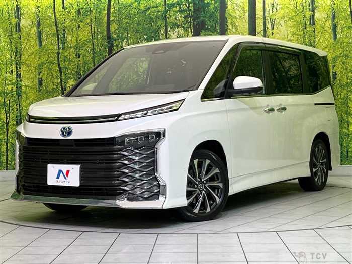 2023 Toyota Voxy