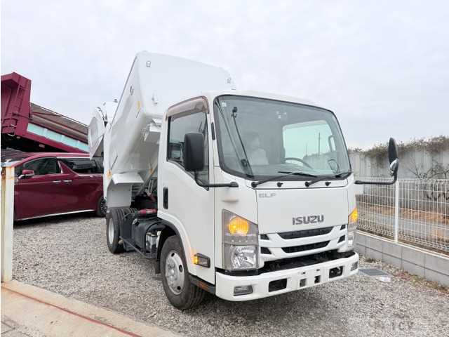2017 Isuzu Isuzu Others