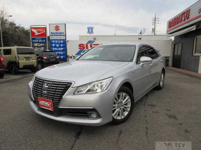 2013 Toyota Crown Hybrid