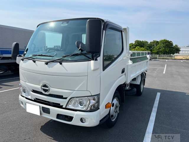 2021 Hino Dutro