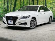 2020 Toyota Crown Hybrid