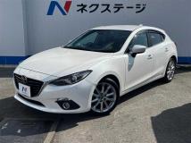 2014 Mazda Axela Sport