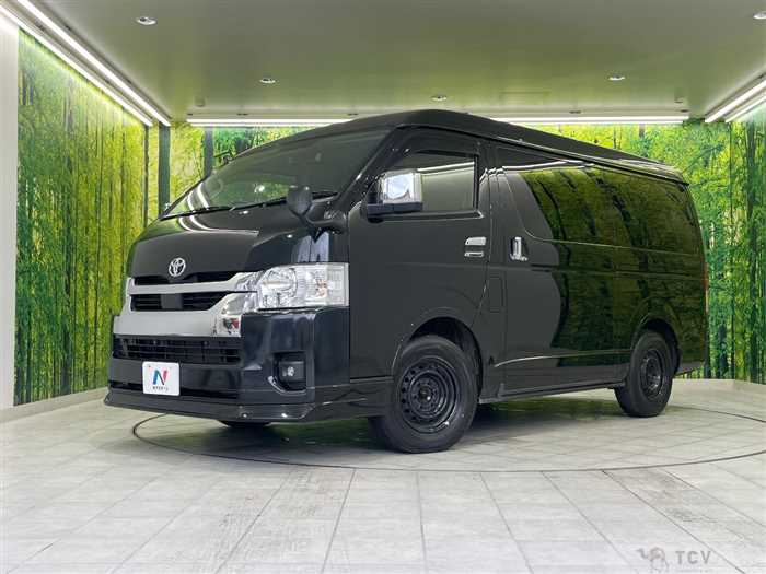 2023 Toyota Hiace Wagon