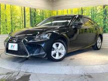 2019 Lexus IS