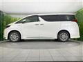 2018 Toyota Alphard Hybrid